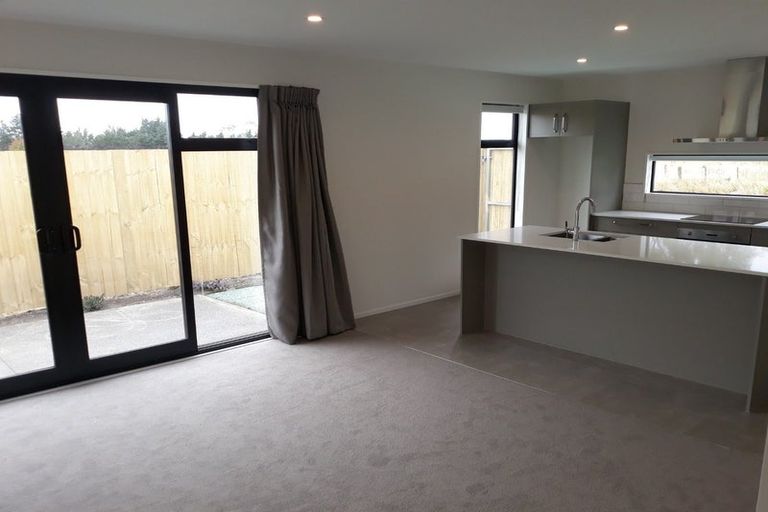 Photo of property in 2 Borderdale Street, Belfast, Christchurch, 8051