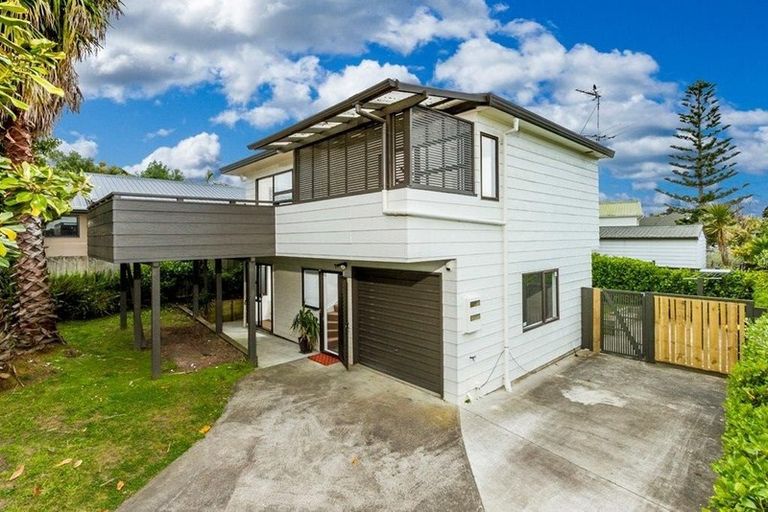 Photo of property in 2/6 Evan Street, Belmont, Auckland, 0622