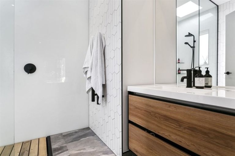 Photo of property in 11 Henry Bell Close, Leamington, Cambridge, 3432