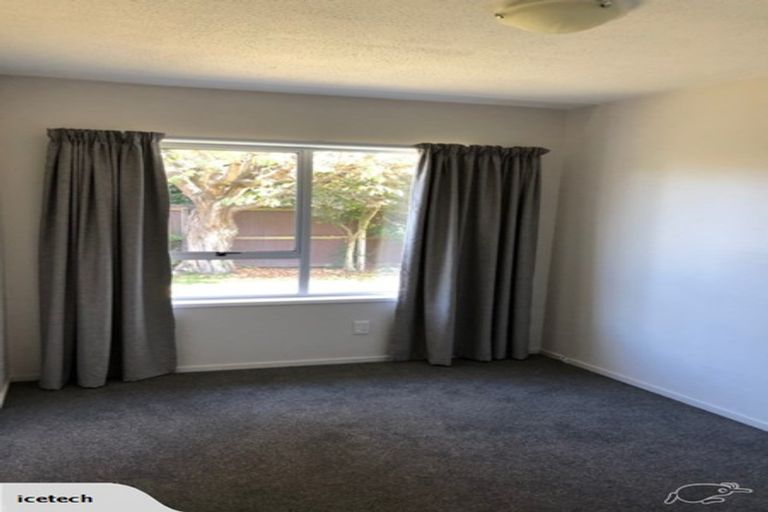 Photo of property in 1/5 Glenys Place, Broomfield, Christchurch, 8042