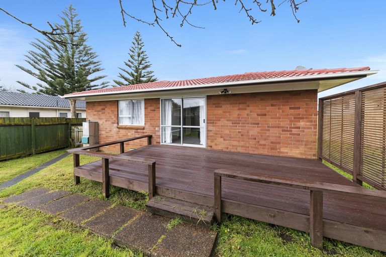 Photo of property in 121 Mahia Road, Wattle Downs, Auckland, 2103