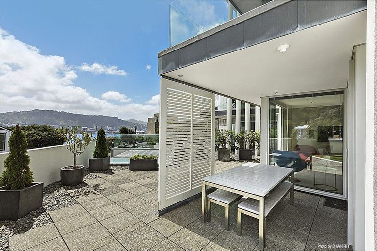 Photo of property in Alto Apartments, 1a/22 Telford Terrace, Oriental Bay, Wellington, 6011