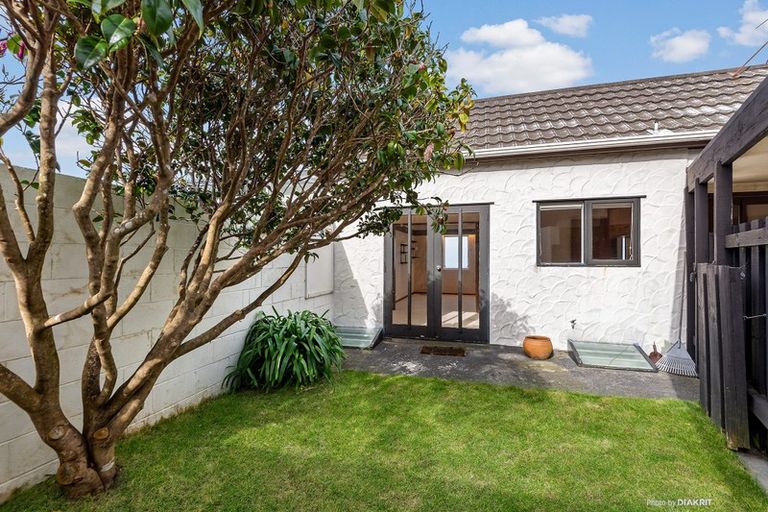 Photo of property in 9 Elgin Way, Khandallah, Wellington, 6035