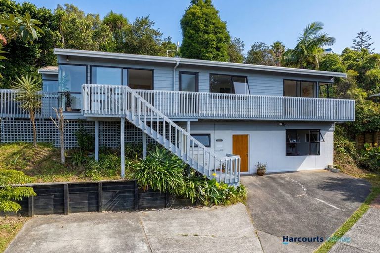 Photo of property in 2/27 Flavia Close, Torbay, Auckland, 0630