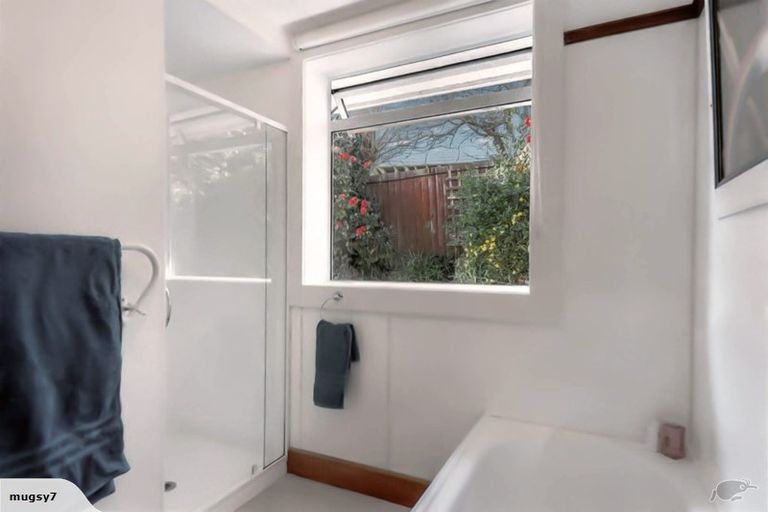 Photo of property in 86b Dyers Pass Road, Cashmere, Christchurch, 8022