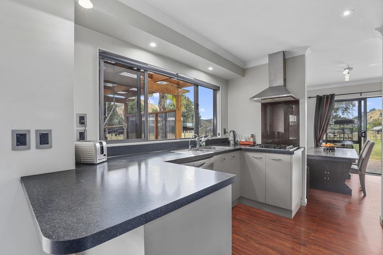 Photo of property in 925 Hakarimata Road, Huntly, 3771