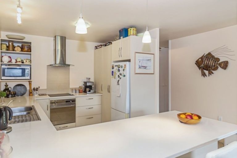 Photo of property in 24/34 Waiwera Place, Waiwera, Orewa, 0994