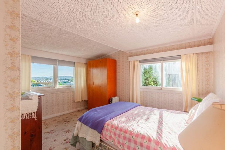 Photo of property in 23 Pukeko Place, Westshore, Napier, 4110