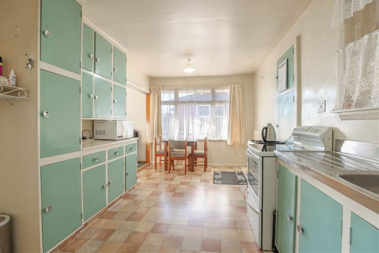 Photo of property in 99 Mcmurdo Street, Tinwald, Ashburton, 7700