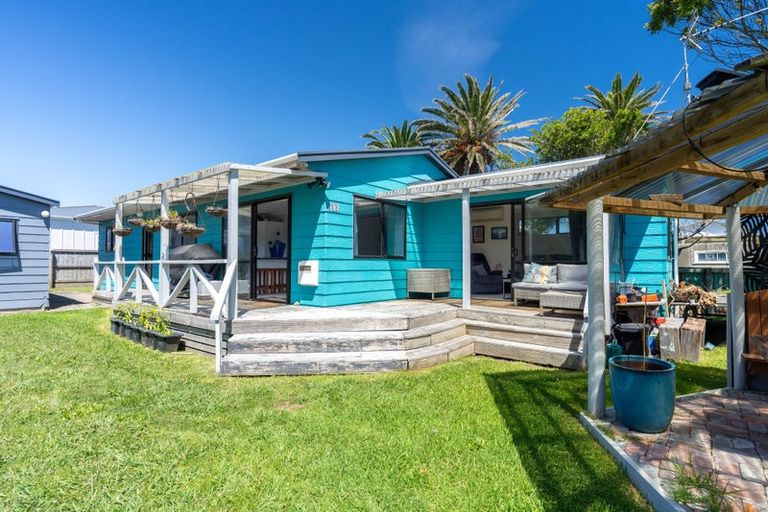 Photo of property in 124 Park Avenue, Waitarere Beach, Levin, 5510