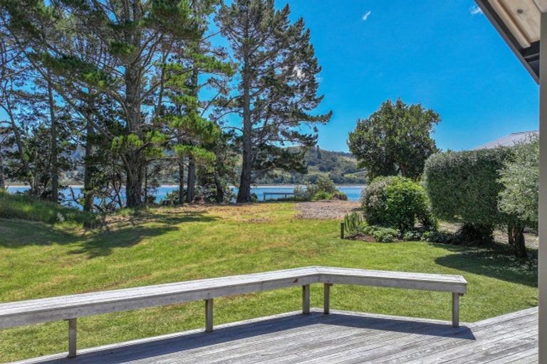 Photo of property in 79 Tangiteroria Lane, Pauanui, Hikuai, 3579