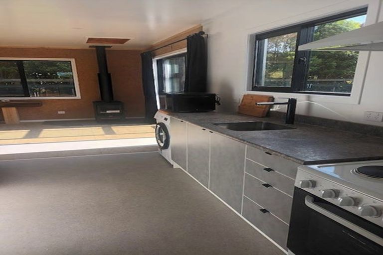 Photo of property in 65 Jamesons Esplanade, Haruru, 0204