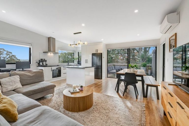 Photo of property in 35a St James Avenue, Helensville, 0800