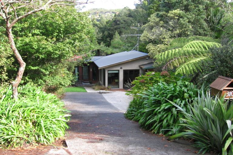 Photo of property in 310 Huia Road, Titirangi, Auckland, 0604