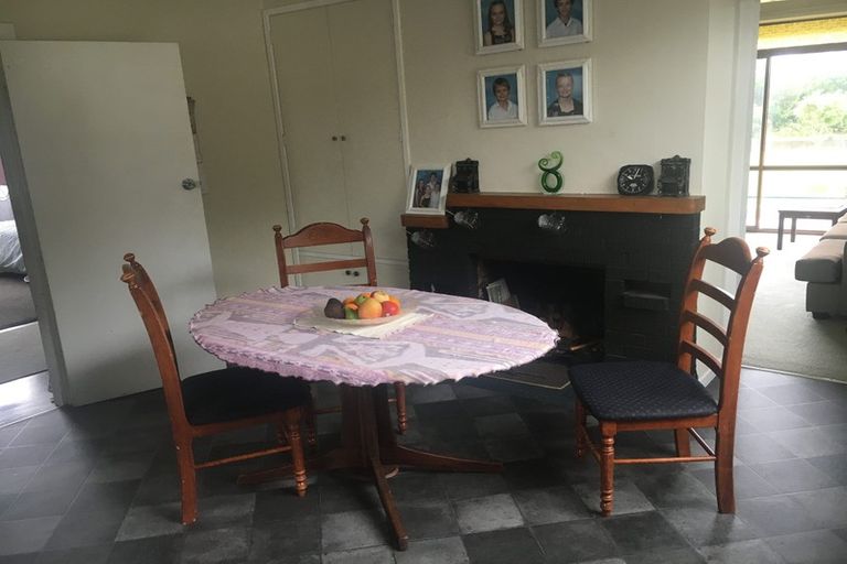 Photo of property in 1410 Devon Road, Brixton, Waitara, 4382