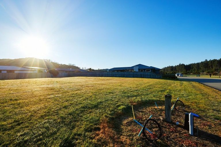 Photo of property in 12 Greenburn Way, Kaikoura Flat, Kaikoura, 7371
