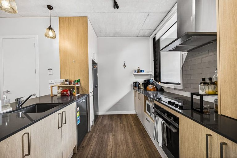 Photo of property in 11/4161 Great North Road, Glen Eden, Auckland, 0602