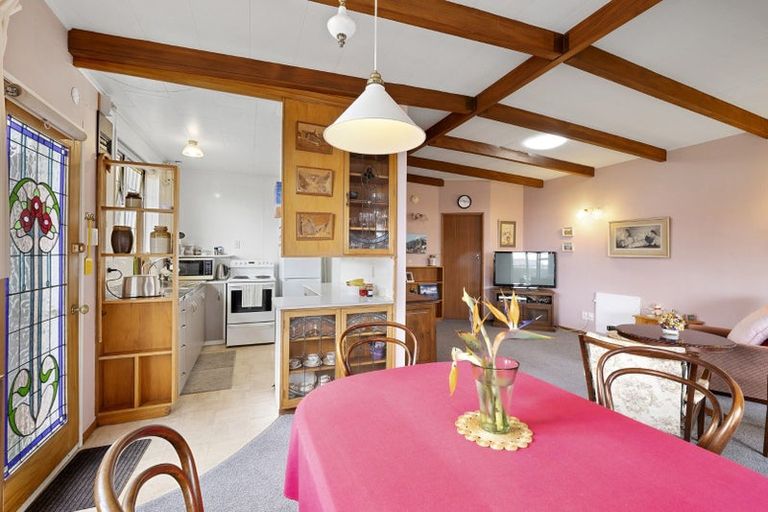 Photo of property in 341a Devon Street West, New Plymouth, 4310