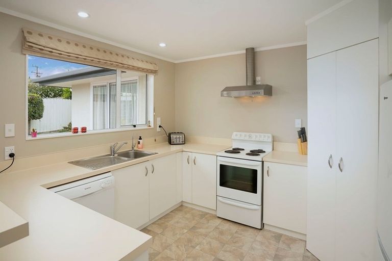 Photo of property in 12 Kate Edger Place, Stoke, Nelson, 7011