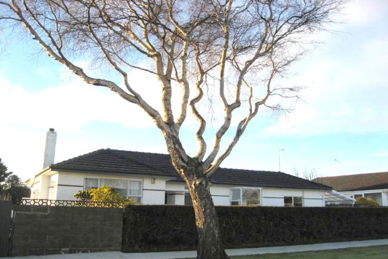 Photo of property in 11 Clifton Street, Windsor, Invercargill, 9810
