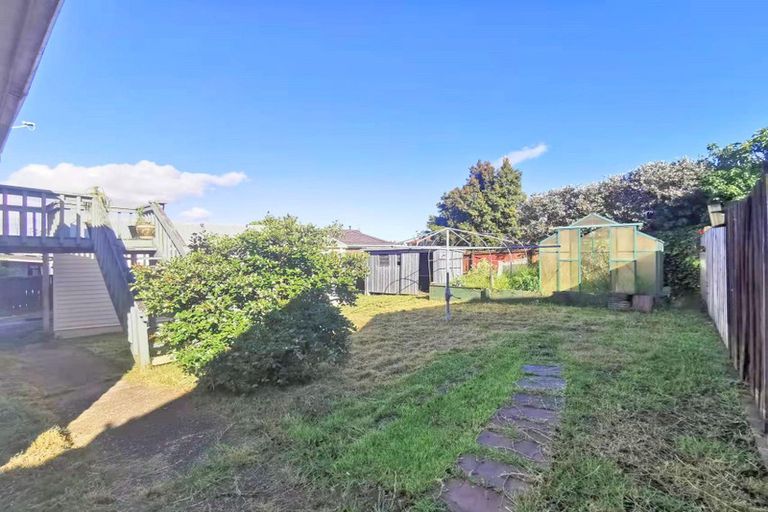 Photo of property in 59 Priestley Drive, Bucklands Beach, Auckland, 2014