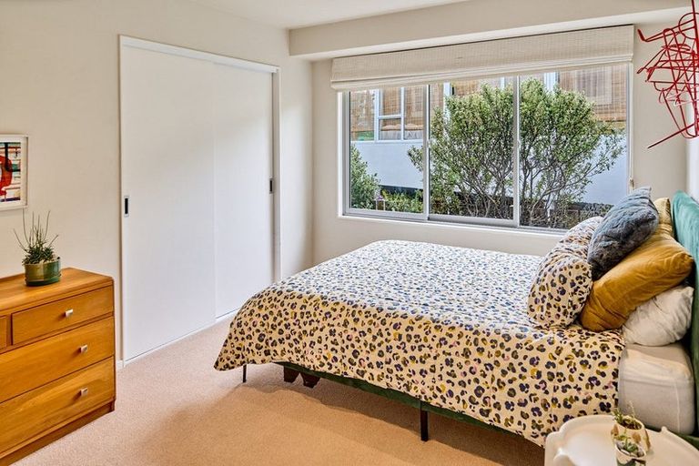 Photo of property in 5a Lambley Road, Titahi Bay, Porirua, 5022