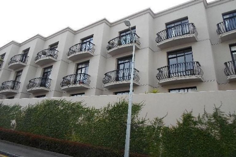 Photo of property in 2e/6 Burgoyne Street, Grey Lynn, Auckland, 1021