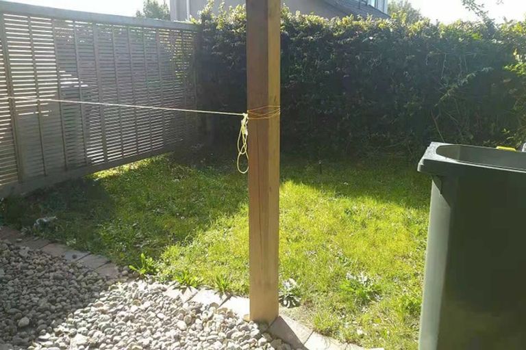 Photo of property in 1/4313 Great North Road, Glendene, Auckland, 0602