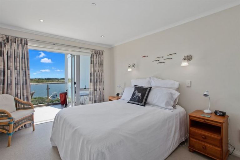 Photo of property in White Isle Apartments, 13/23 Quay Street, Whakatane, 3120