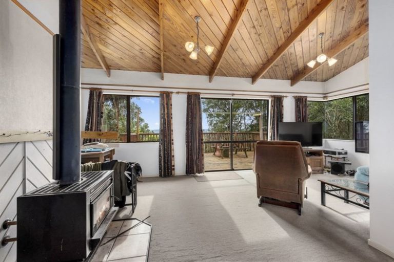 Photo of property in 75 Avro Road, Blue Mountains, Upper Hutt, 5371