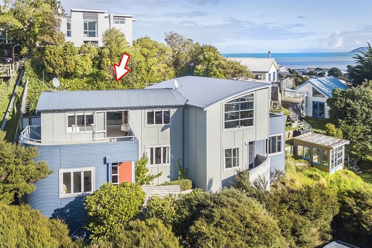 Photo of property in 2 Reserve Road, Plimmerton, Porirua, 5026
