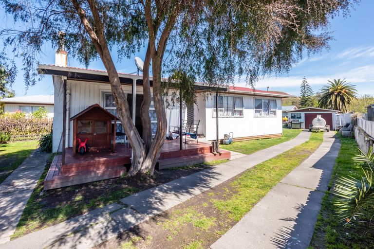 Photo of property in 33 Paraone Road, Tamarau, Gisborne, 4010