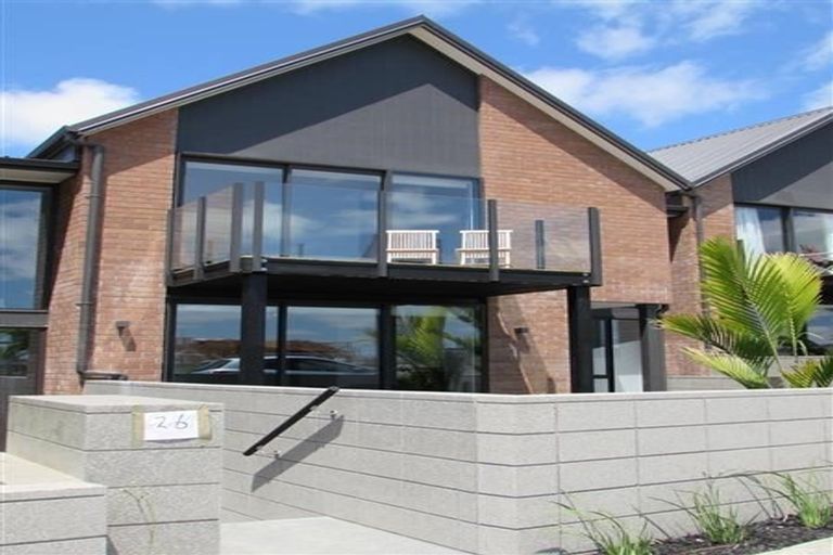 Photo of property in 28 Te Oneroa Way, Long Bay, Auckland, 0630