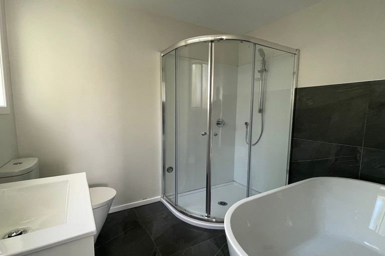 Photo of property in 61 Powrie Street, Glenfield, Auckland, 0629