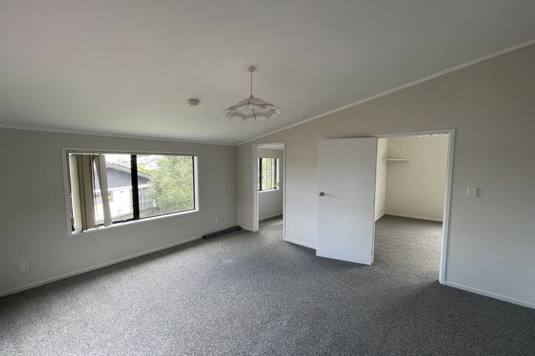 Photo of property in 31 Aronia Way, Goodwood Heights, Auckland, 2105