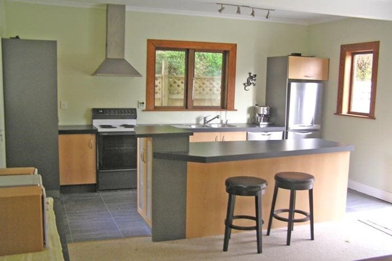 Photo of property in 106 Totara Road, Miramar, Wellington, 6022