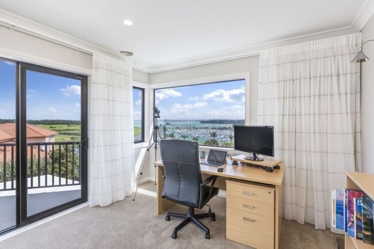 Photo of property in 52 Nautilus Drive, Gulf Harbour, Whangaparaoa, 0930