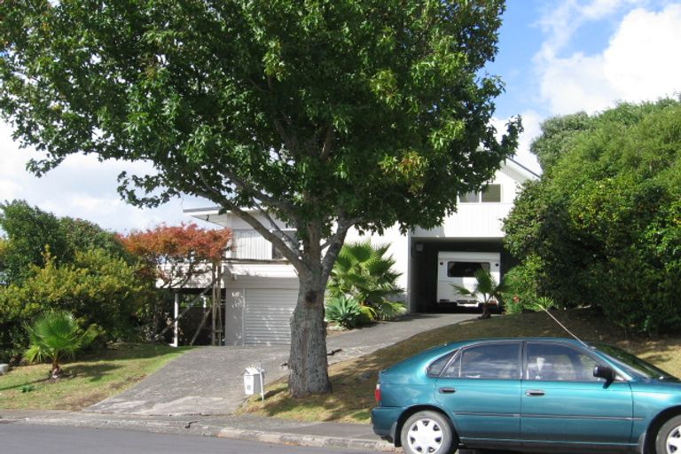 Photo of property in 63 Parr Terrace, Castor Bay, Auckland, 0620