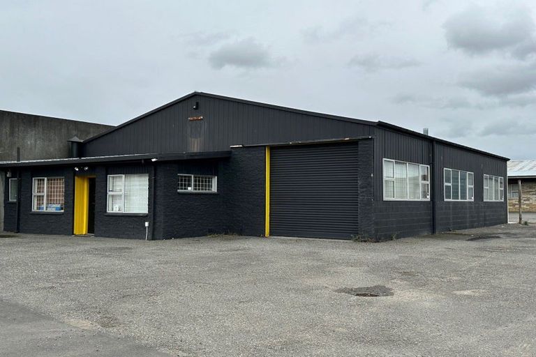 Photo of property in 68-70 Cambridge Street, Levin, 5510