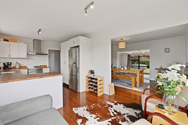 Photo of property in 42 Chedworth Avenue, Bishopdale, Christchurch, 8053