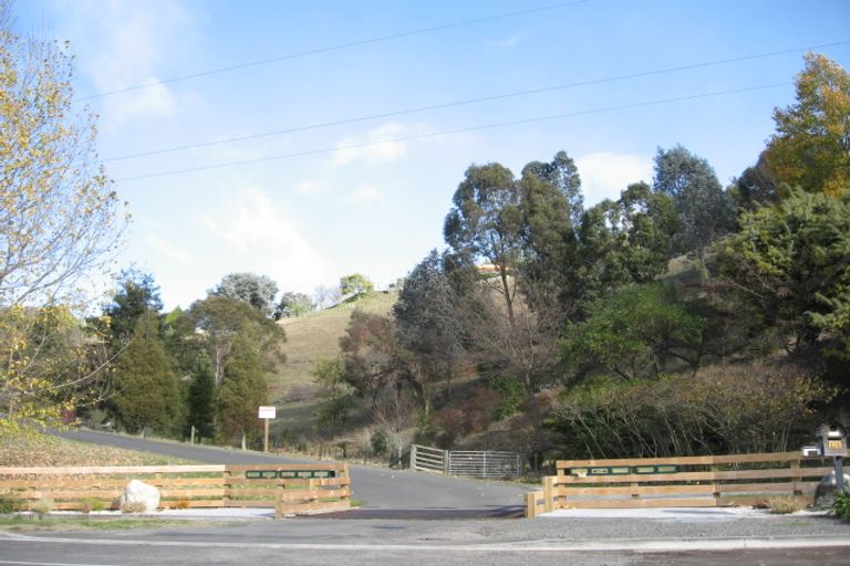 Photo of property in 108 Puketapu Road, Taradale, Napier, 4112