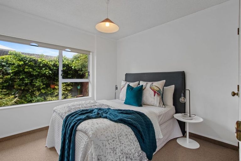 Photo of property in 477 Marine Parade, Napier South, Napier, 4110