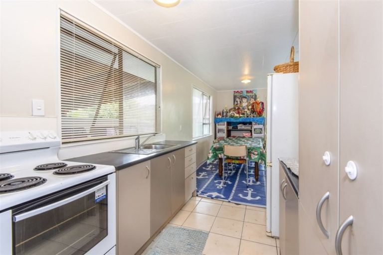 Photo of property in 184a Rathgar Road, Henderson, Auckland, 0610