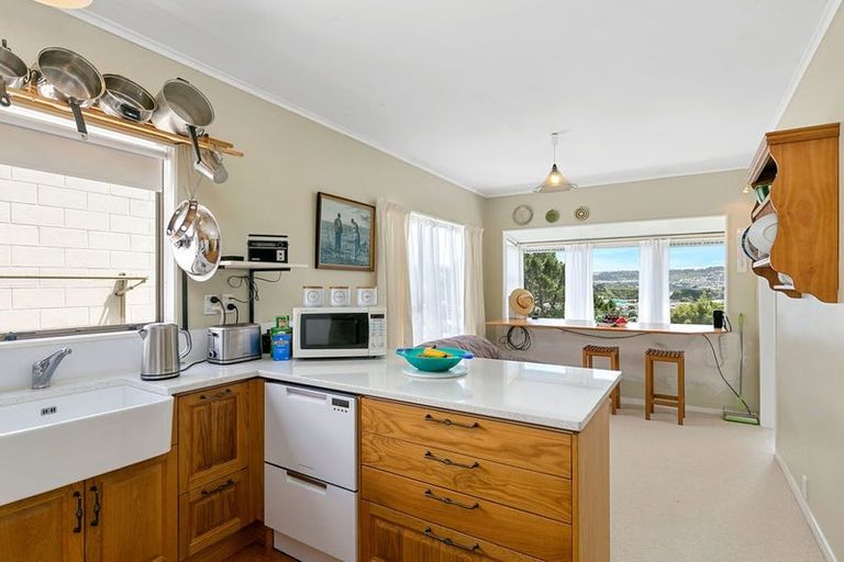 Photo of property in 10 Houston Grove, Miramar, Wellington, 6022