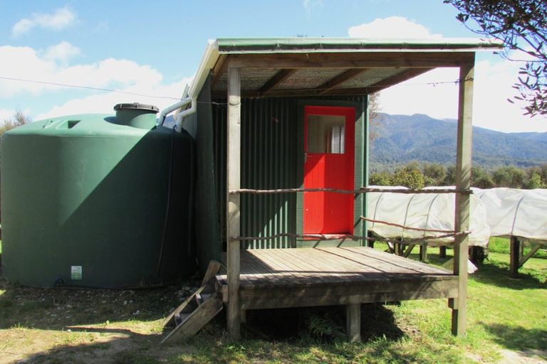 Photo of property in 1712 State Highway 7, Arnold Valley, Dobson, 7872