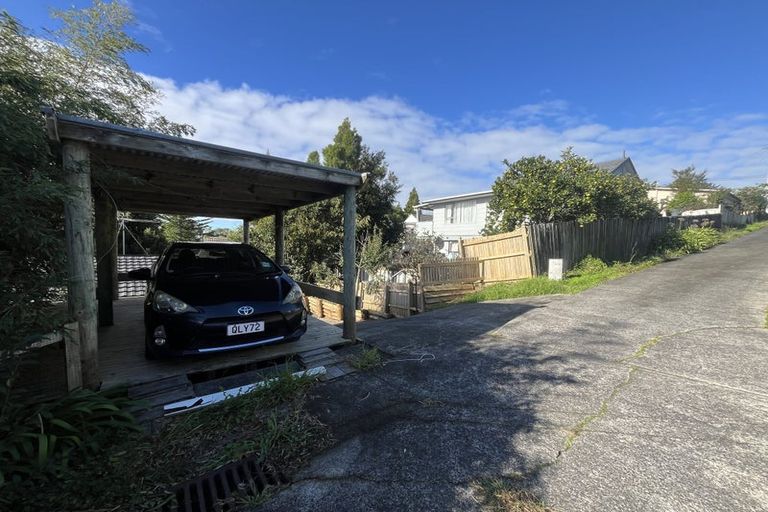 Photo of property in 1/83 Manuka Road, Bayview, Auckland, 0629