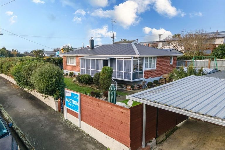 Photo of property in 32 Oxford Street, West End, Timaru, 7910