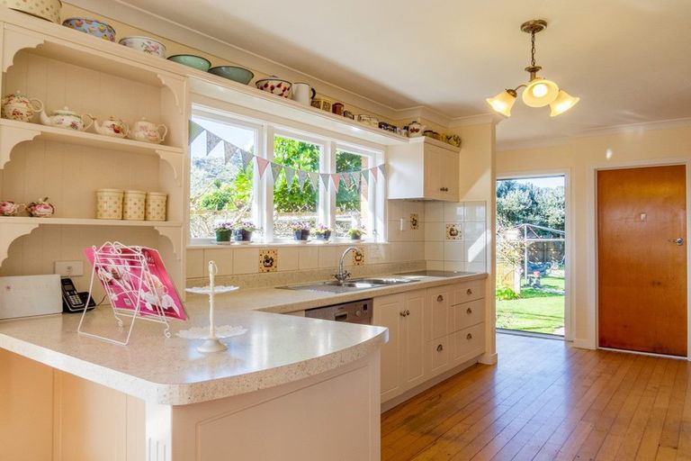 Photo of property in 5 Eleanor Place, Whakatane, 3120