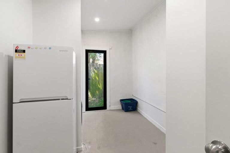 Photo of property in 587 Castle Street, North Dunedin, Dunedin, 9016