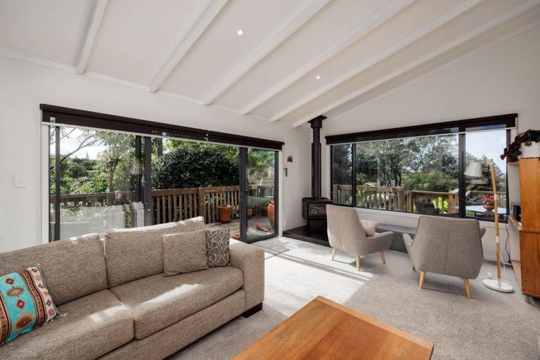 Photo of property in 35 Skudders Beach Road, Kerikeri, 0294